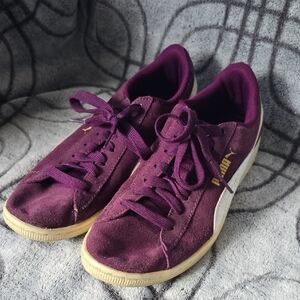 Puma Women's Vikky Deep Purple Sneakers